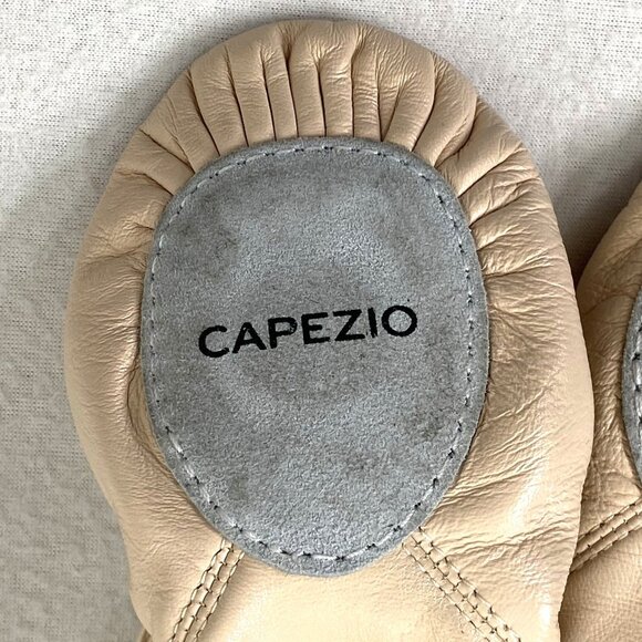 Capezio Soft Ballet Dance Shoes Split Sole Blush Pink Womens size 8.5W - Picture 4 of 7